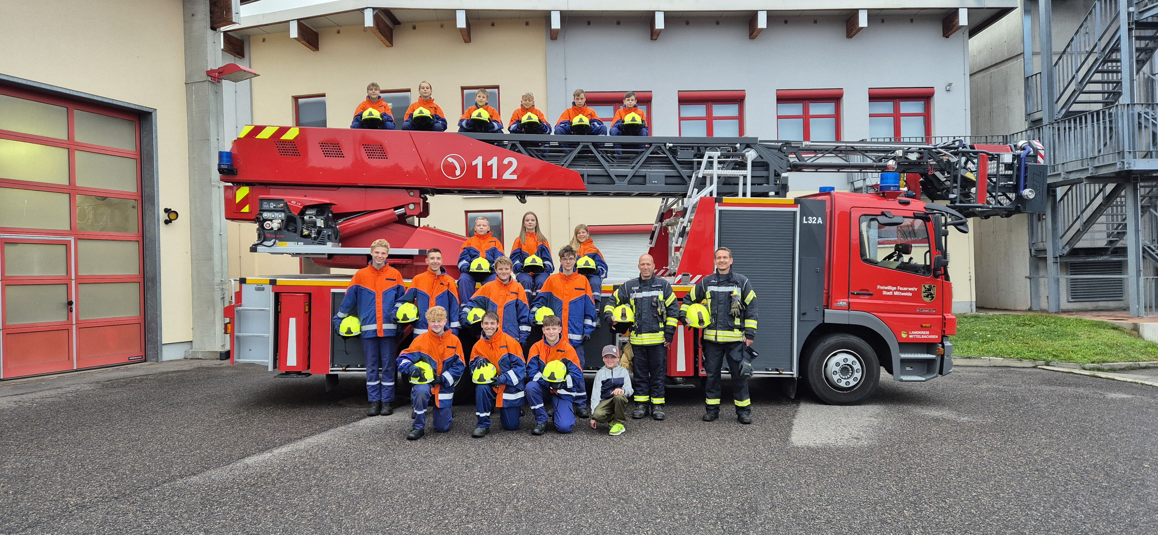 images/JF_Gruppenbild.jpg